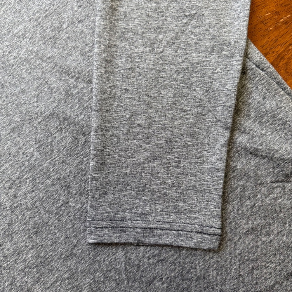 NWT Brady Brand Train LS Tee Mens M Ink Grey Long Sleeve Performance Shirt - Picture 3 of 16